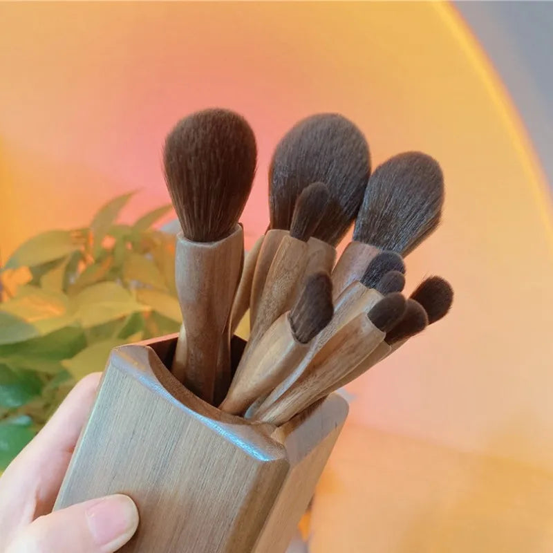 Wood Makeup Brushes Set Cosmetic Powder Blush Foundation Sculpting Eye Shadow Professional Beauty Make Up Brush