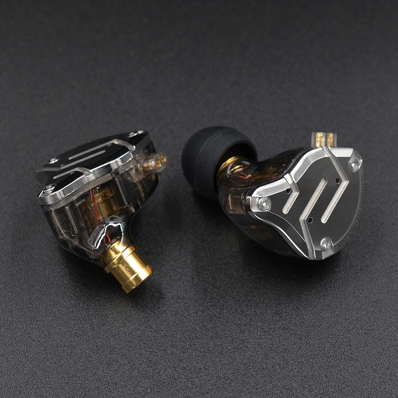 KZ ZS10 Pro 4BA+1DD Metal Headset Hybrid 10 drivers HIFI Bass Earbuds In Ear Monitor Sport Noise Cancelling Earphones KZ ZAX ZSX