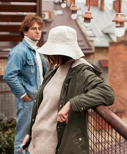 FASHION APPAREL