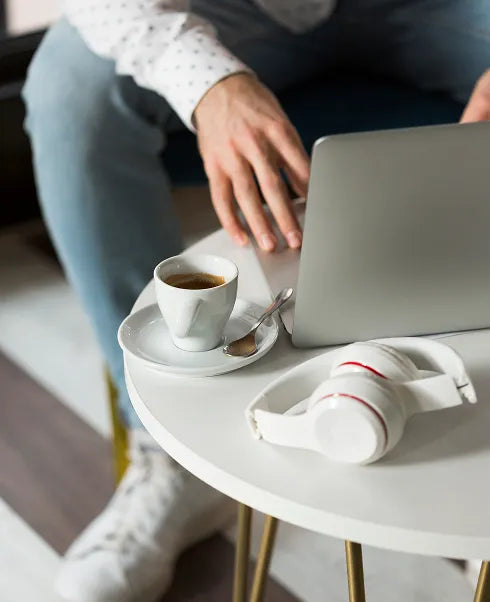 DESIGNED FOR EVERYDAY LIVING,
MADE FOR EVERY MOMENT