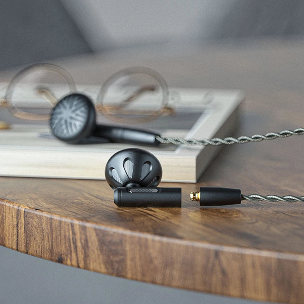 FiiO FF5 1DD 14.2mm Carbon-based Dynamic Driver Earbuds Hi-Res Audio 3.5+4.4mm Plug MMCX Detachable Cable Wired Flat Earphone