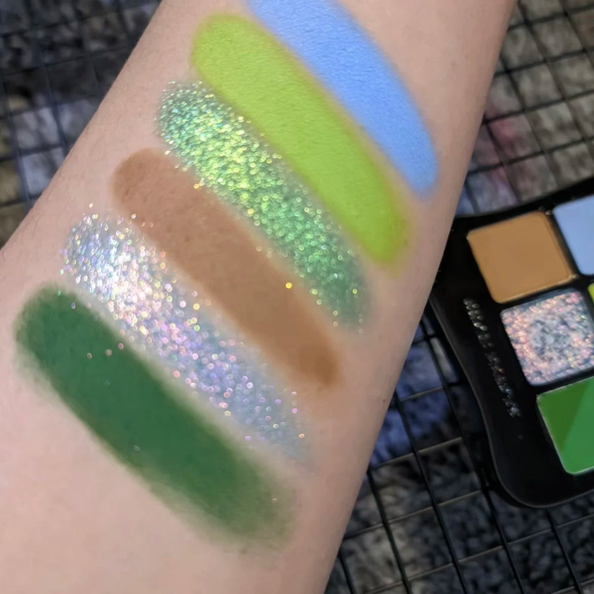 CHOIZ BEAUTY 6 Color Eyeshadow Platte Green Matte Chameleon Shimmer Glitter High Pigmentated Eye Shadow Gothic Eyemakeup