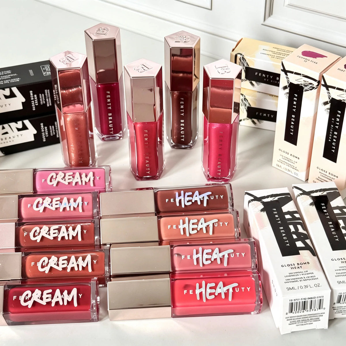 Fenty Beauty Multicolored Lip Gloss Moisturize Plumper Long-acting Lipstick Nude Pink Highlight Powder Contour Stick Makeup Set
