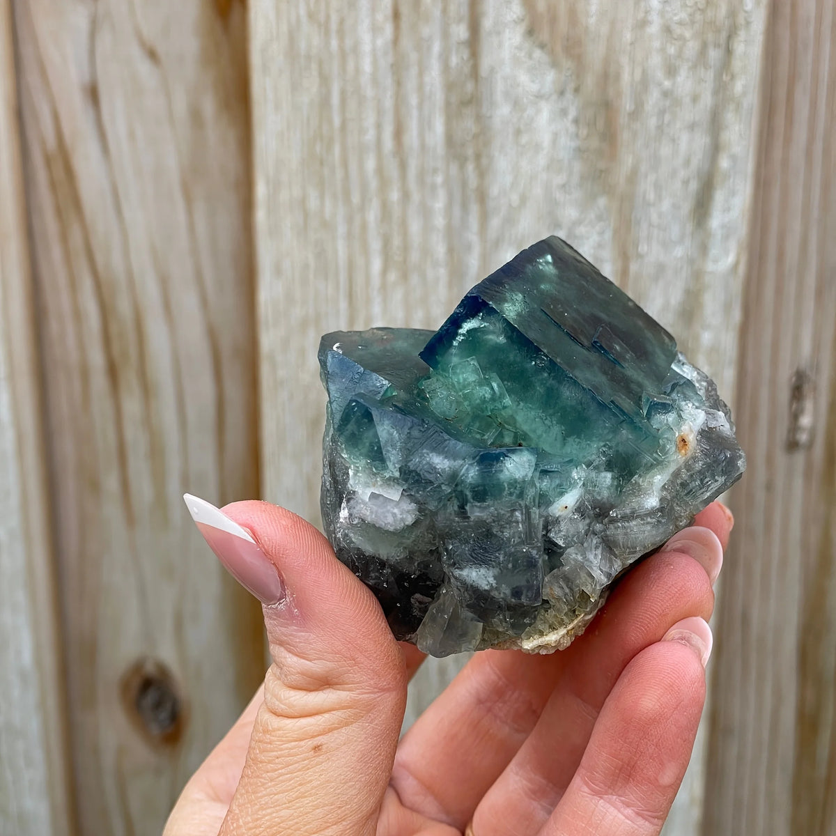 Reliable Cluster of Green Fluorite Mineral Specimens，a Primitive Green Fluorite Specimen Cube,perfect for Home Décor Aesthetics