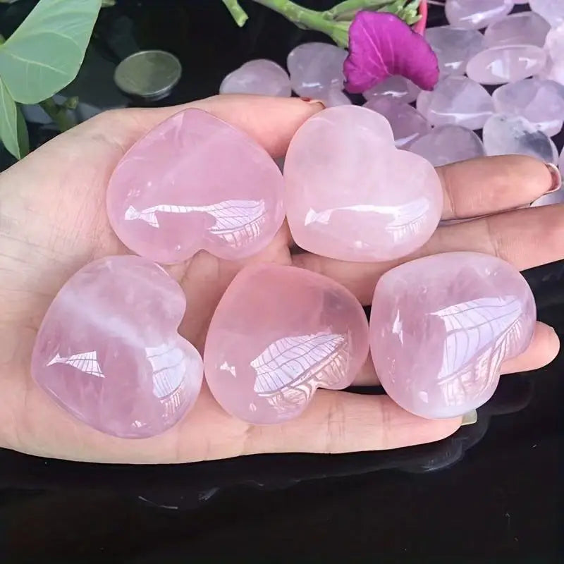 One Heart-Shaped Rose Quartz Stone - Bohemian Style Pink Crystal, Heart-Shaped Cut, Natural Stone, Suitable for Home Décor.