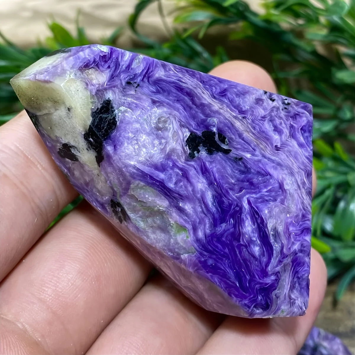 Natural Purple Charoite Rough Crystal, Polished, Suitable for Jewelry Making, Luxury Collectible Gifts, Bohemian Home Décor