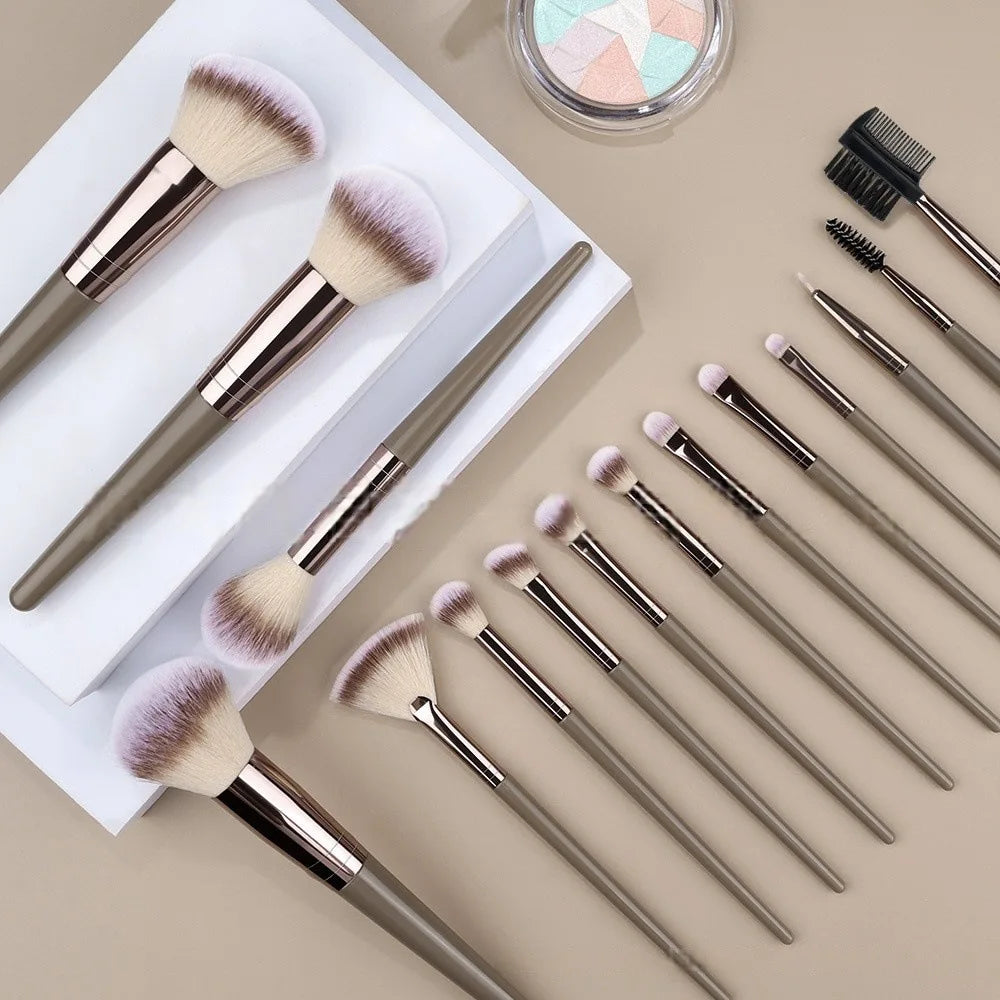 20Pcs Makeup Brushes Set Soft Synthetic Fiber Foundation Eyeshadow Blending Blush Powder Contour Beauty Tool
