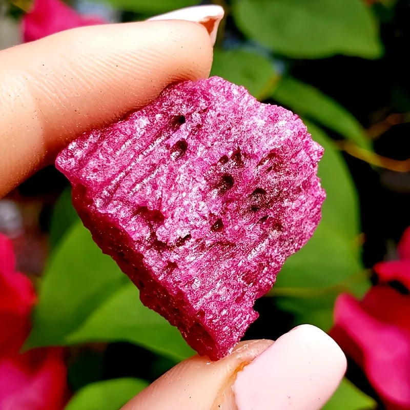 Rough Raw Natural Red Corundum Ore, Suitable for Home Décor, Holiday Gifts, Crystal Collection, Natural Crystal, Holiday Gifts