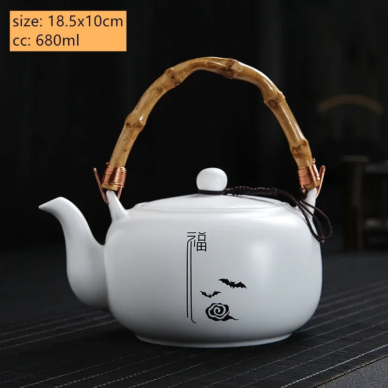 680ml Large Capacity Ceramic Teapot Zen Beam Pot Home Beauty Tea Set White Porcelain Tea Infuser Traditional Tea Accessories