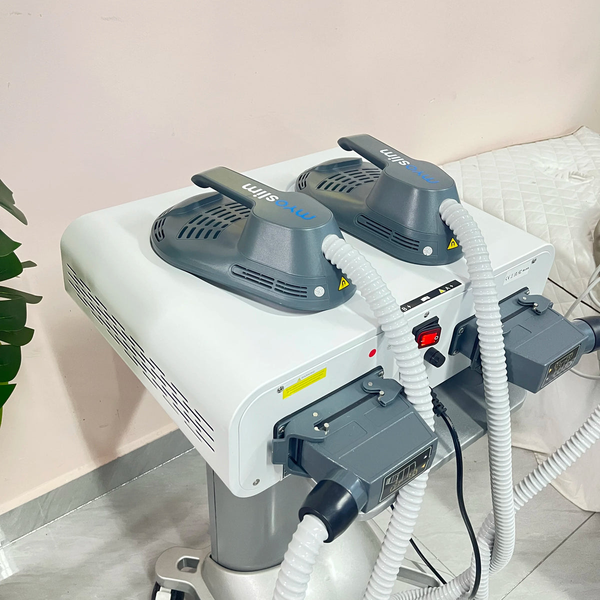 MYOslim EMS Body Sculpt Machine 6500W 15Tes Muscle Stimulation Beauty Equipment for Waist Hip Abdomen Body Shaping Care