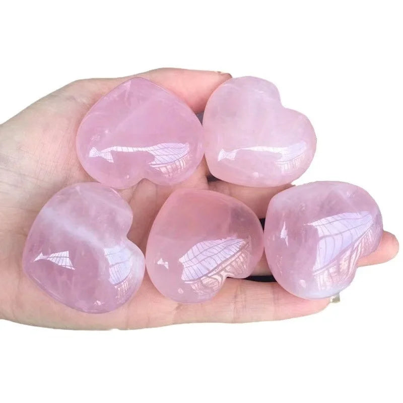 One Heart-Shaped Rose Quartz Stone - Bohemian Style Pink Crystal, Heart-Shaped Cut, Natural Stone, Suitable for Home Décor.