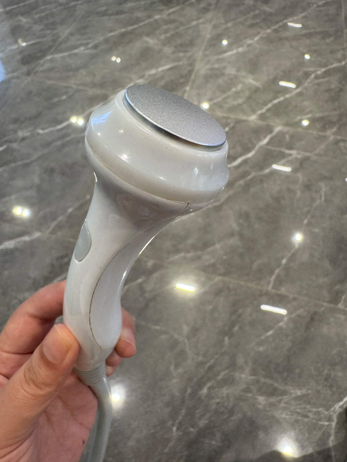 Accessory 7 in 1 Hydro Dermabrasion Beauty Machine Oxygen Facial RF Ultrasonic Cold Hammer Skin Analyzer